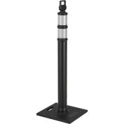 Global Industrial Reflective Delineator Post with Square Base, 49"H, Black