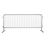 Global Industrial Steel Crowd Control Barrier, Flat Feet, 8-1/2'L x 43"H, Galvanized